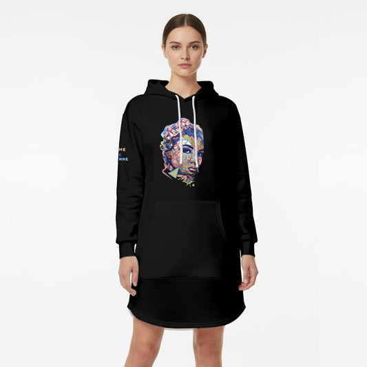 La ROBE À CAPUCHE mince en polyester